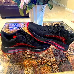 RED AND BLACK SIZE 11 RUNNING SHOES NEVER WORN
